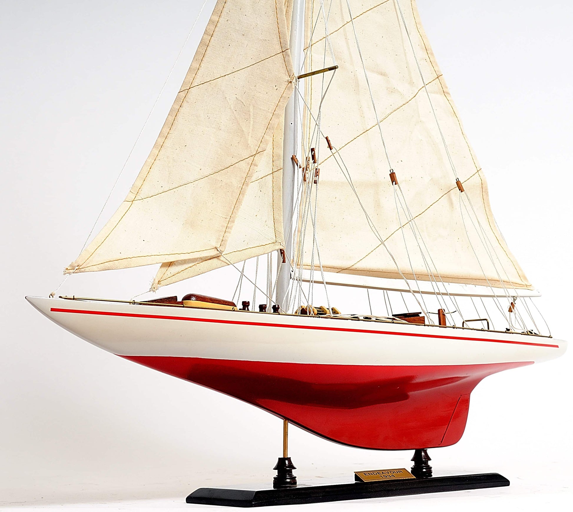 ALDO Creative Arts >Collectibles> Scale Model America's Cup Racing Yacht Endeavour L 60  Red and White Sailboat Wood Model by Authentic Models