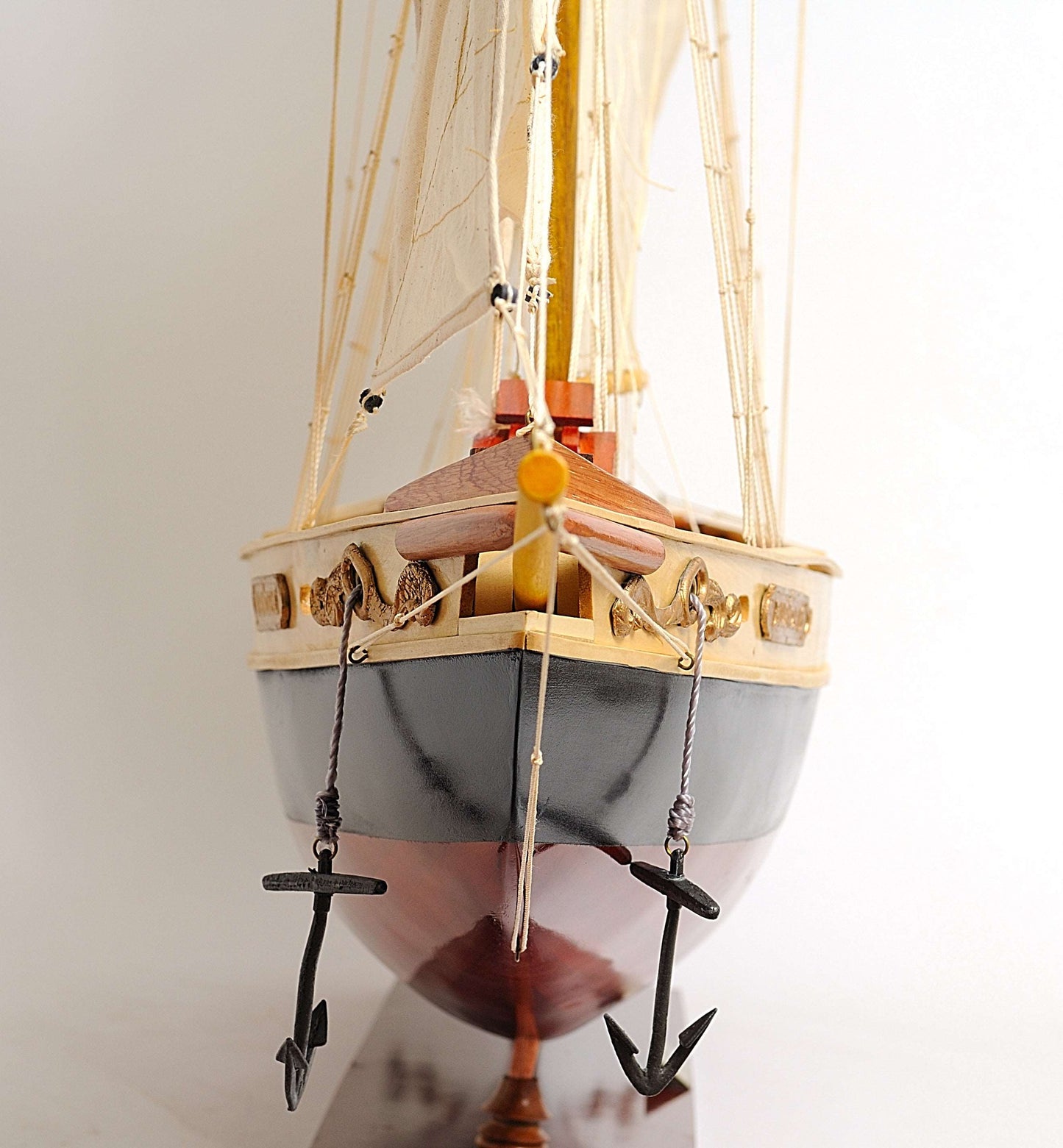 ALDO Creative Arts Collectibles Scale Model Bluenose II Painted Racing Yacht  Sailboat Medium  Wood Model Ship