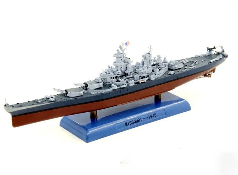 ALDO Creative Arts Collectibles Scale Model USN Battleship Missouri BB-63 Desk Display WWII Ship Diecast Model with Display Assymbly