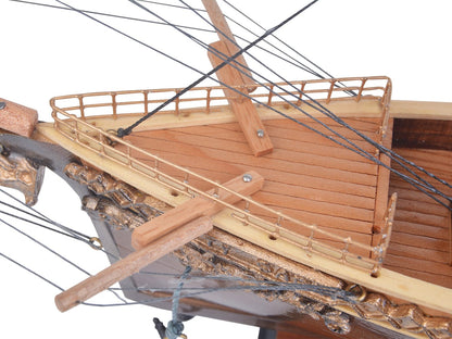 ALDO Hobbies & Creative Arts> Collectibles> Scale Model Cutty Sark China Clipper Tall Ship Small Wood Model Sailboat Assembled