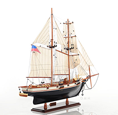 ALDO > Hobbies & Creative Arts> Collectibles> Scale Model Harvey Baltimore Clipper Painted Tall Ship Large Wood Model Boat  Assembled