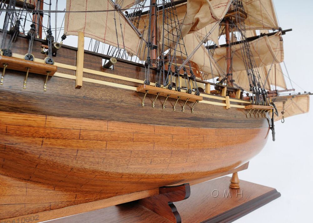 ALDO Hobbies & Creative Arts> Collectibles> Scale Model HMS Bounty Tall Ship Large Wood Model Sailboat Assembled