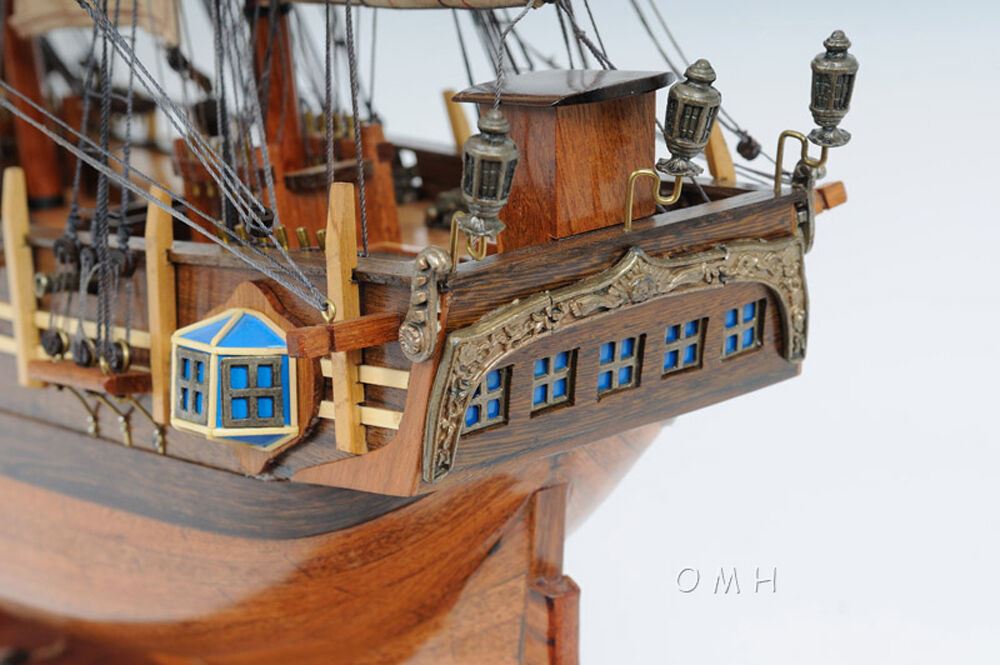 ALDO Hobbies & Creative Arts> Collectibles> Scale Model HMS Bounty Tall Ship Large Wood Model Sailboat Assembled