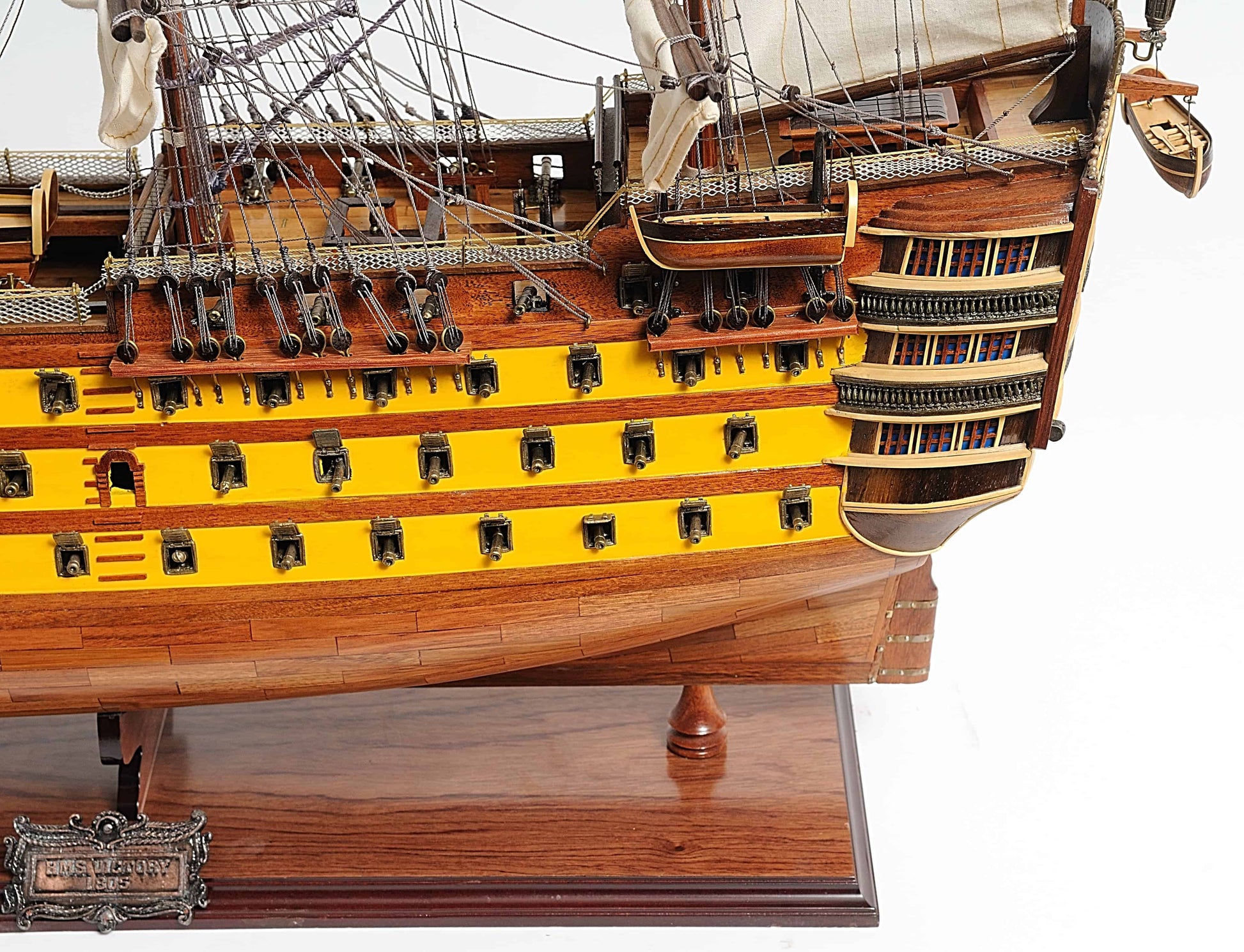 ALDO Hobbies & Creative Arts> Collectibles> Scale Model HMS Victory Admiral Nelson Flagship Tall Ship Large Sailboat Exclusive Edition Wood Painted Model Assembled