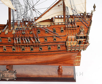 ALDO Hobbies & Creative Arts> Collectibles> Scale Model L: 36.7 W: 11.75 H: 31.7 Inches / NEW / Wood De Zeven Provinciën Dutch Roya Navy Tall Ship Wood  Large Model Sailboat Assembled