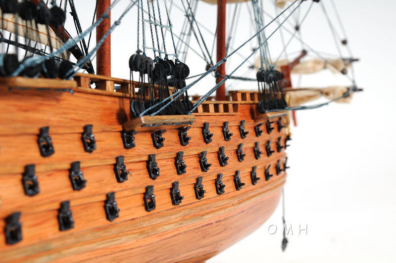 Aldo Hobbies & Creative Arts> Collectibles> Scale Model new / Wood / L: 19.5 W: 7 H: 18 Inches HMS Victory Small Tallship Wood Model Sailboat Assembled