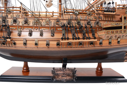 Aldo Hobbies & Creative Arts> Collectibles> Scale Model new / Wood / L: 29 W: 9 H: 27 Inches HMS Sovereign Of The Seas British Royal Navy Tall Ship Medium E.E.  Wood Model Sailboat Assembled