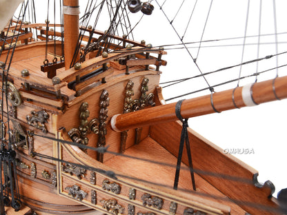 Aldo Hobbies & Creative Arts> Collectibles> Scale Model new / Wood / L: 29 W: 9 H: 27 Inches HMS Sovereign Of The Seas British Royal Navy Tall Ship Medium E.E.  Wood Model Sailboat Assembled