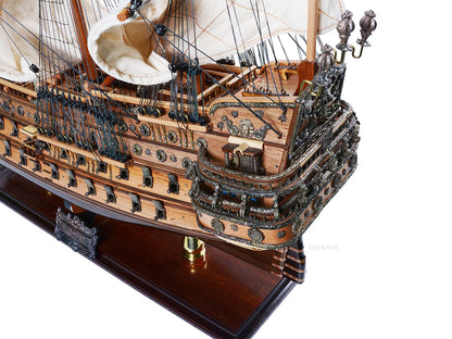 ALDO Hobbies & Creative Arts> Collectibles> Scale Model San Felipe Spanish Armada Galleon Tall Ship Medium Wood Model Limited Edition Full Crooked SailsSailboat Assembled