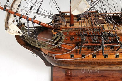 ALDO Hobbies & Creative Arts> Collectibles> Scale Model San Felipe Spanish Armada Galleon Tall Ship Medium Wood Model Sailboat Assembled