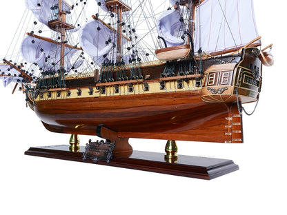 ALDO Hobbies & Creative Arts> Collectibles> Scale Model USS Constitution Old Ironsides Limited Edition Full Crooked Sails Tall Ship Wood Model Sailboat Assembled