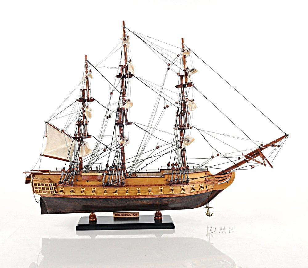 ALDO Hobbies & Creative Arts> Collectibles> Scale Model USS Constitution Old Ironsides Tall Ship Wood Small Model Sailboat Assembled