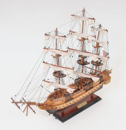 ALDO Hobbies & Creative Arts> Collectibles> Scale Model USS Constitution Old Ironsides Tall Ship Wood Small Model Sailboat Assembled