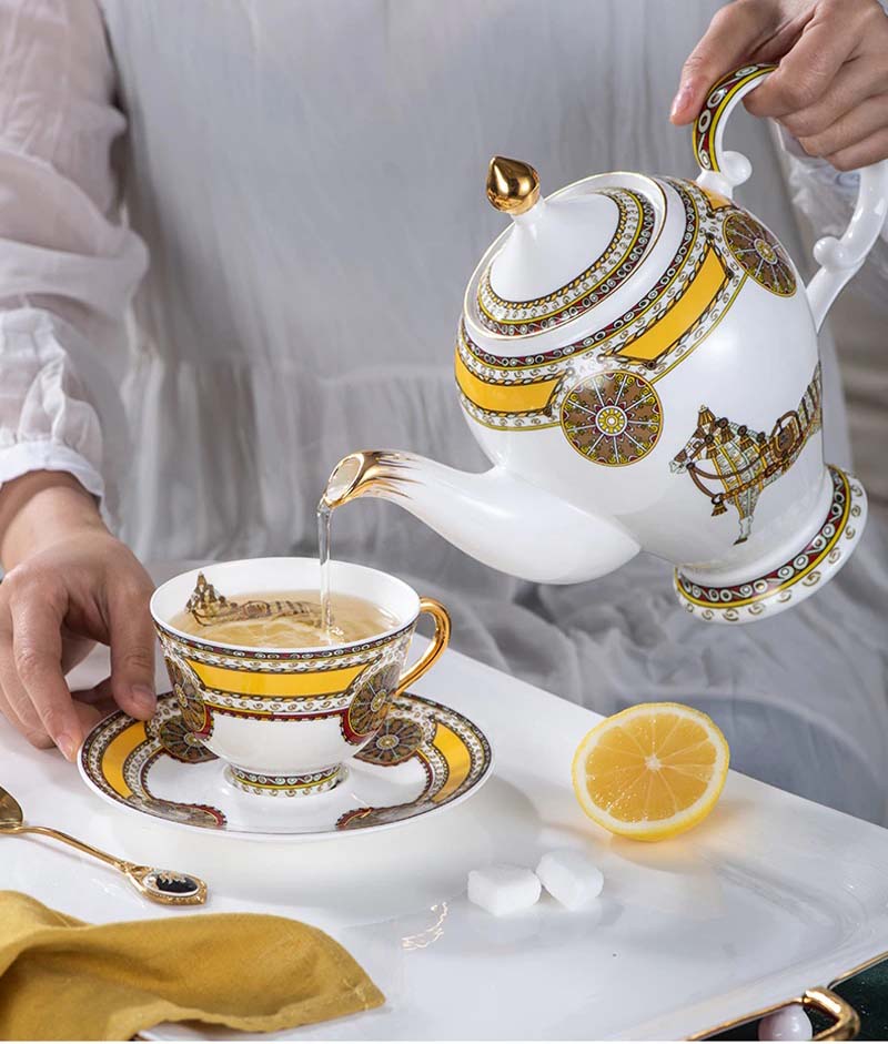 ALDO Home & Kitchen>Dinner Set new / Porcelain / 10 picesCoffee / Tea Set with big Tray Elegant Luxury English Royal Court Style Hand Made Fine Porcelain Bone China Gold Plated Coffee and Tea Set 10 Pices