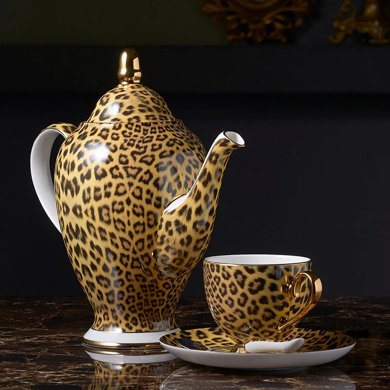 ALDO ‎> Kitchen & Dining > Tableware > Dinnerware Leopard Style Luxury Coffee and Tea Porcelain 24 Karat Gold Plated Sets For Six